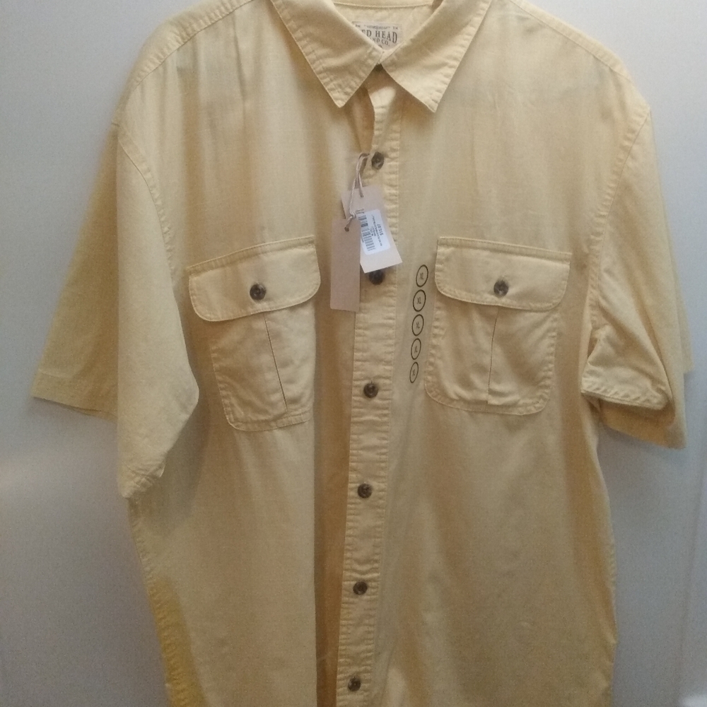 Red Head Pastel Yellow Short Sleeve Shirt NWT